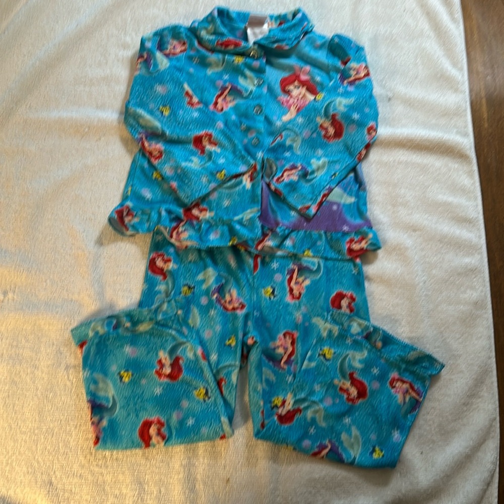 Like new flannel pjs